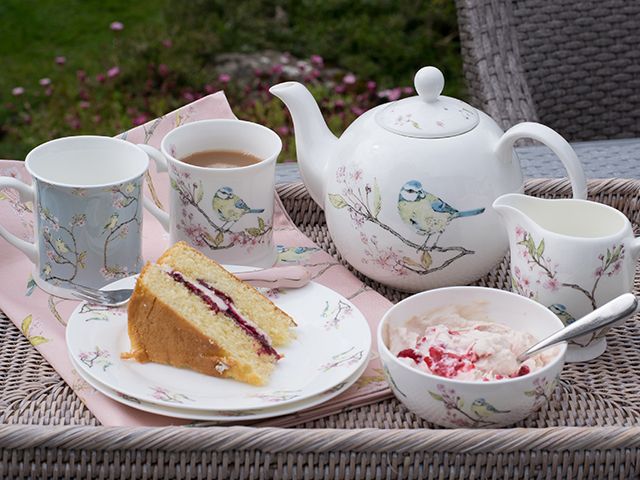 5 quintessentially British afternoon tea recipes