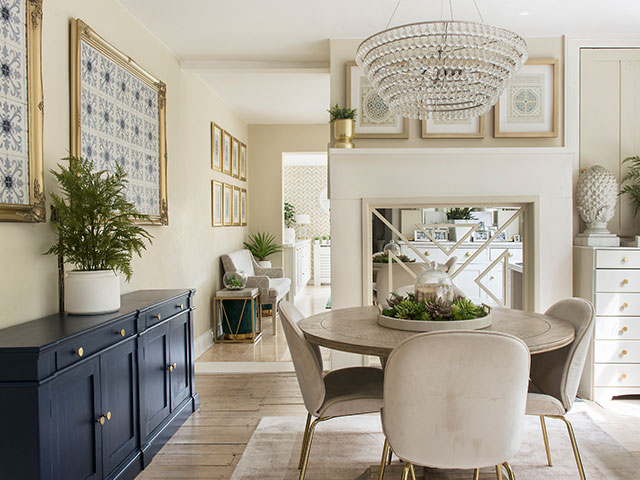 The office adjoins the kitchen and blends seamlessly into the living space