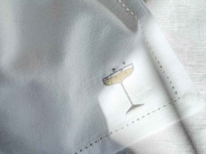 These deliciously embroidered champagne napkins are a subtle detail for your autumn tablescape