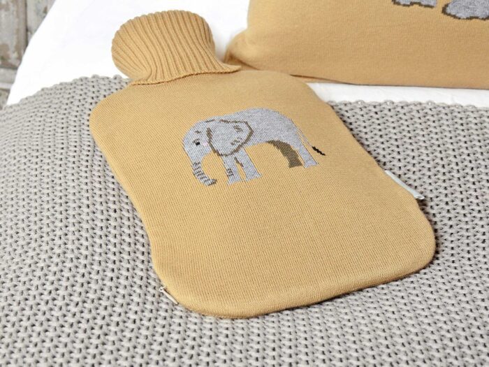 A hot water bottle can be filled with cold water to keep cool in the summer