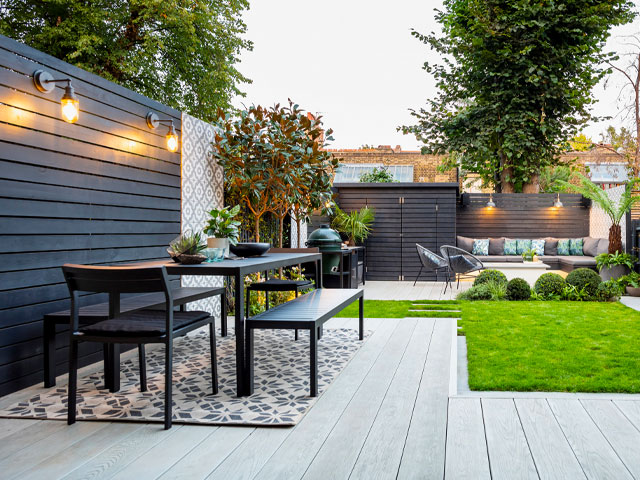 outdoor living: zoned garden with dining area, lounging area and grass area 